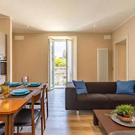 Le Dalie - Stresa - Magognino Apartment *