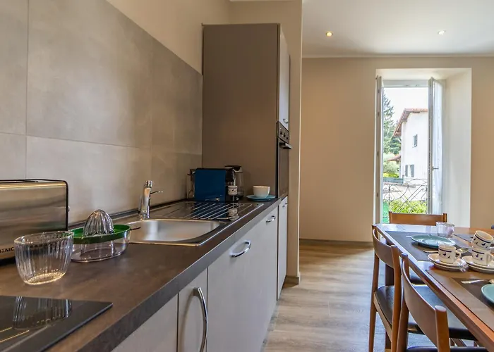 Le Dalie - Stresa - Magognino 아파트